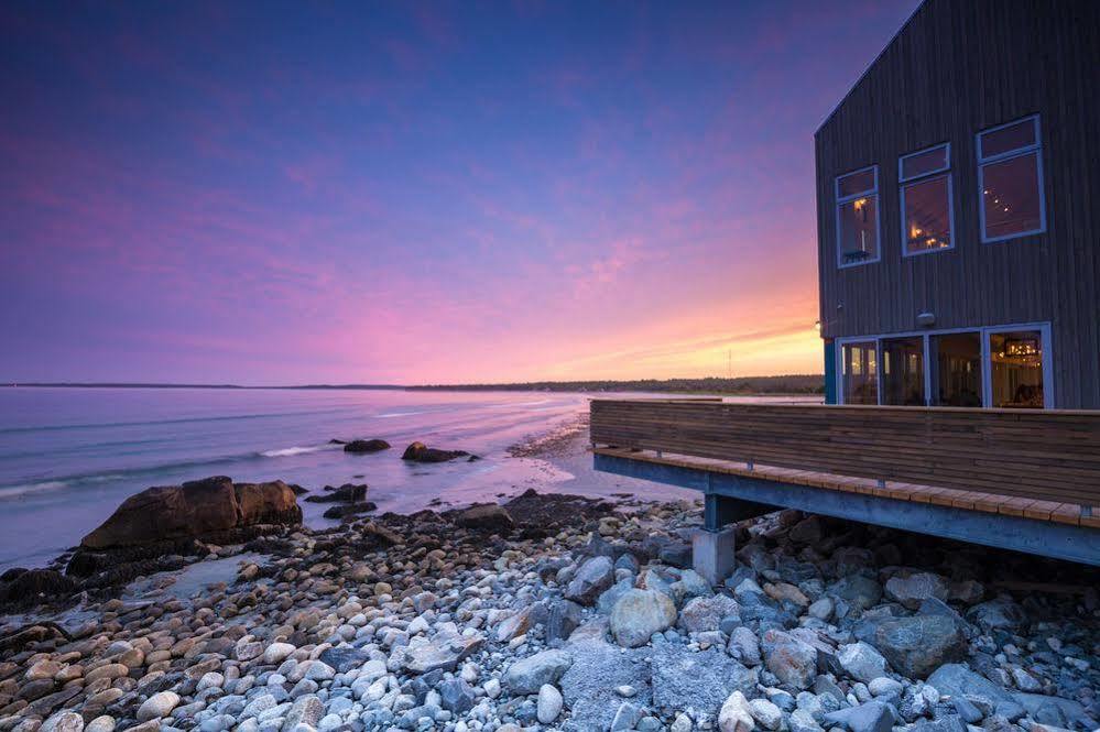 Quarterdeck Beachside Villas & Lofts Summerville Centre Exteriör bild