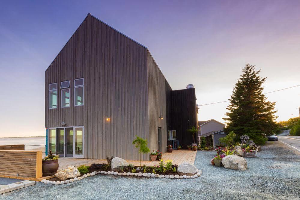 Quarterdeck Beachside Villas & Lofts Summerville Centre Exteriör bild